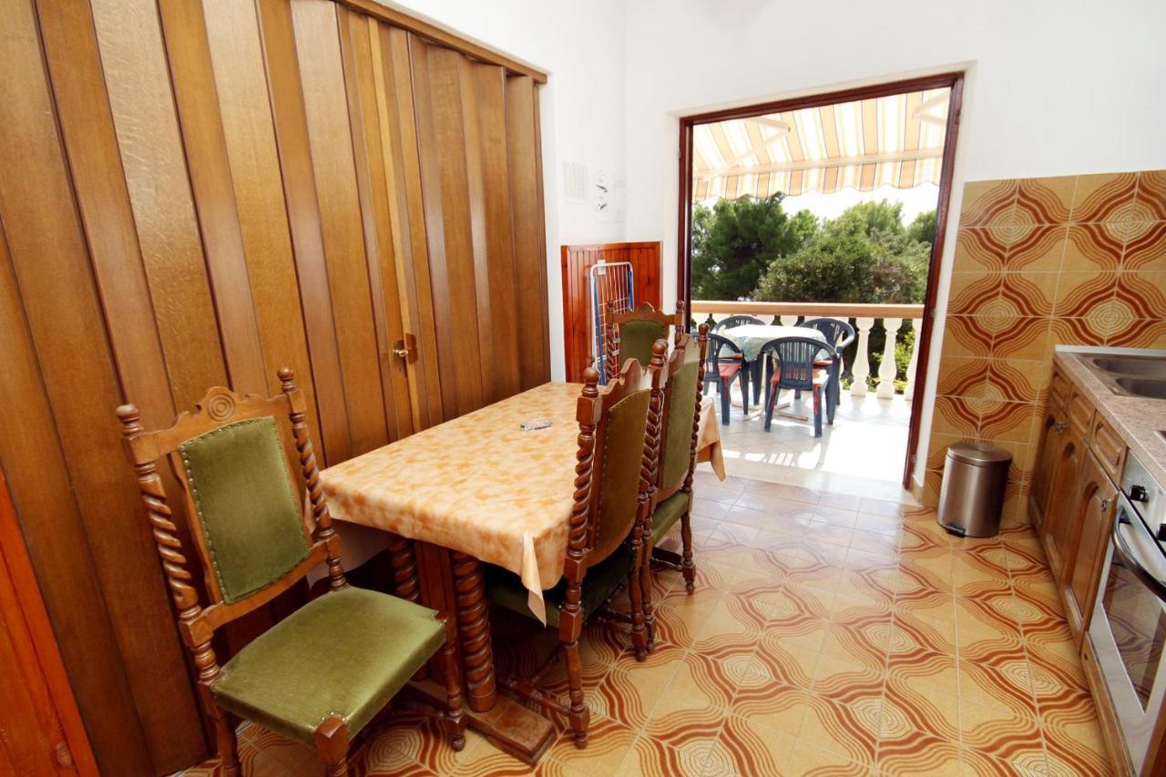 Apartments With A Parking Space Zavalatica, Korcula - 4453 Екстер'єр фото